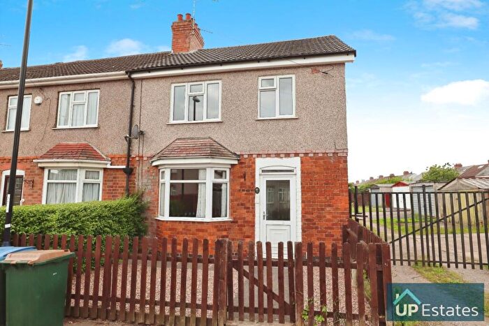 3 Bedroom End Of Terrace House To Rent In Wyken Grange Road, Coventry, CV2