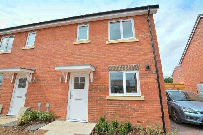 3 Bedroom Semi-Detached House To Rent In Fortuna Road, Blandford St Mary, DT11