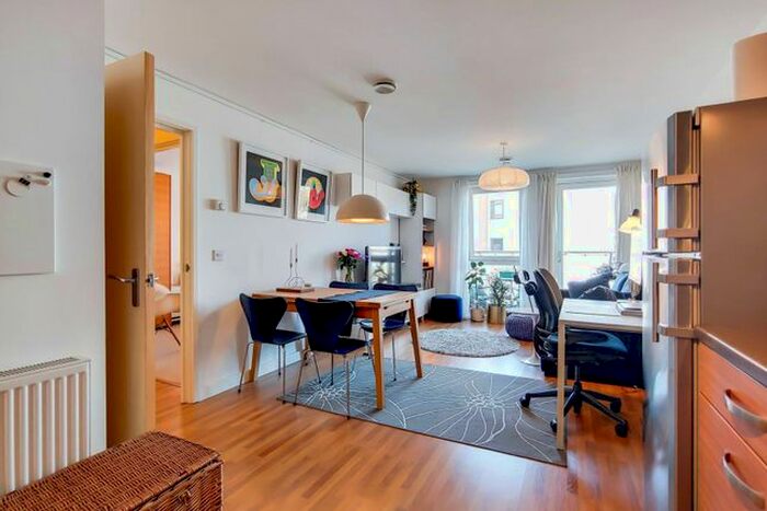 1 Bedroom Flat To Rent In Park Road, Crouch End, London, N8