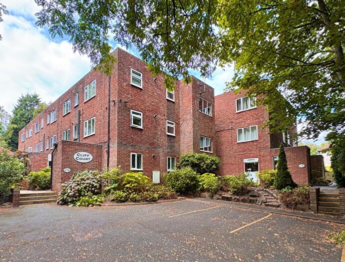 1 Bedroom Flat To Rent In Cliff Road, Hyde Park, Leeds, LS6