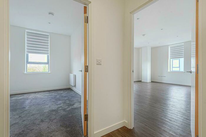 1 Bedroom Apartment To Rent In London Road, Headington, OX3