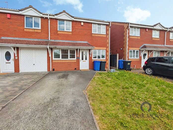 3 Bedroom Semi-Detached House To Rent In Blandford Close, Longton, Stoke-On-Trent, Staffordshire, ST3