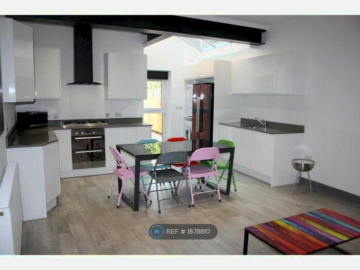 7 Bedroom Terraced House To Rent In Elliott Villas, Selly Oak, Birmingham, B29