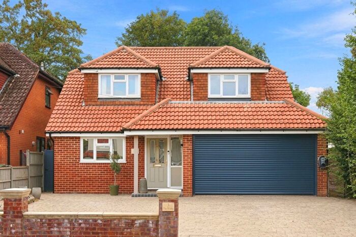 4 Bedroom Detached House For Sale In The Rising, Billericay, CM11