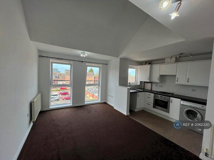 2 Bedroom Flat To Rent In Swan Lane, Coventry, CV2