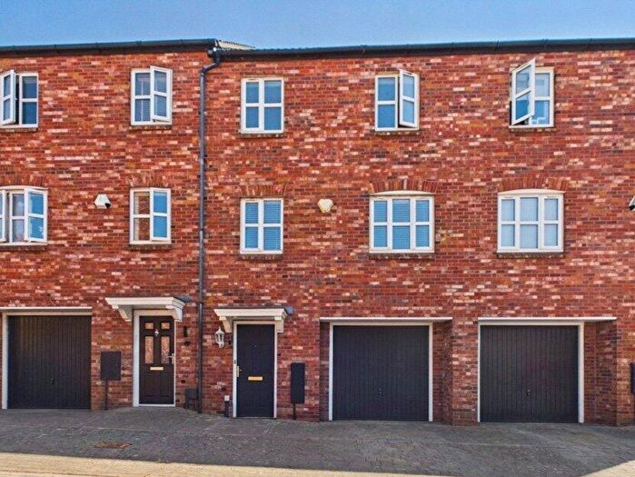 4 Bedroom Terraced House For Sale In Kings Drive, Stoke Gifford, Bristol, South Gloucestershire, BS34