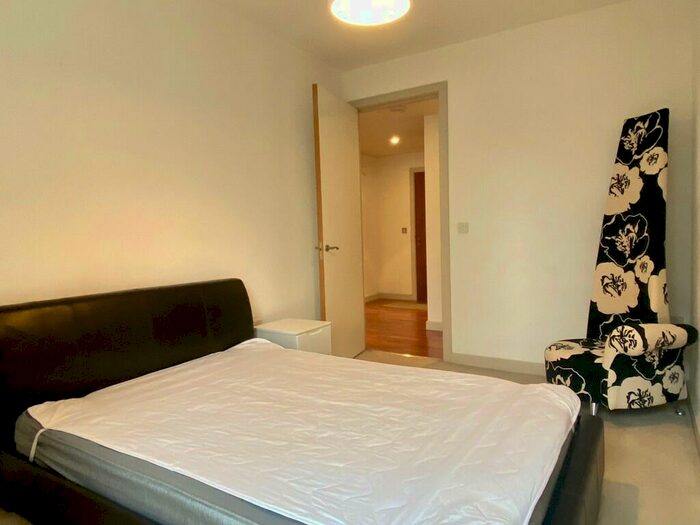 2 Bedroom Apartment To Rent In Leftbank, Spinningfields, M3