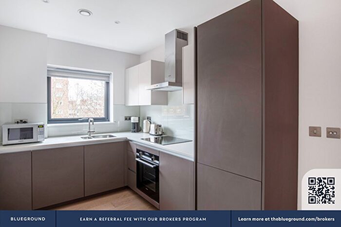 1 Bedroom Flat To Rent In South Bank, SE1