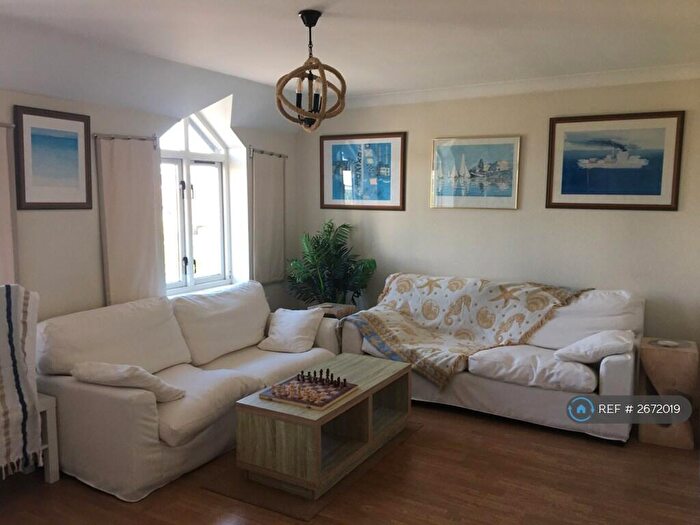 3 Bedroom Terraced House To Rent In Seafield Road, Isle Of Wight, PO34