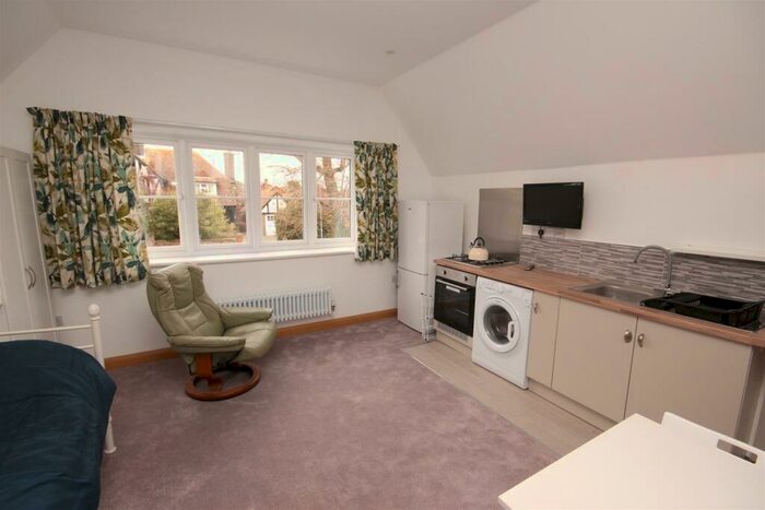 Studio To Rent In Arundel Road, Seaford, BN25