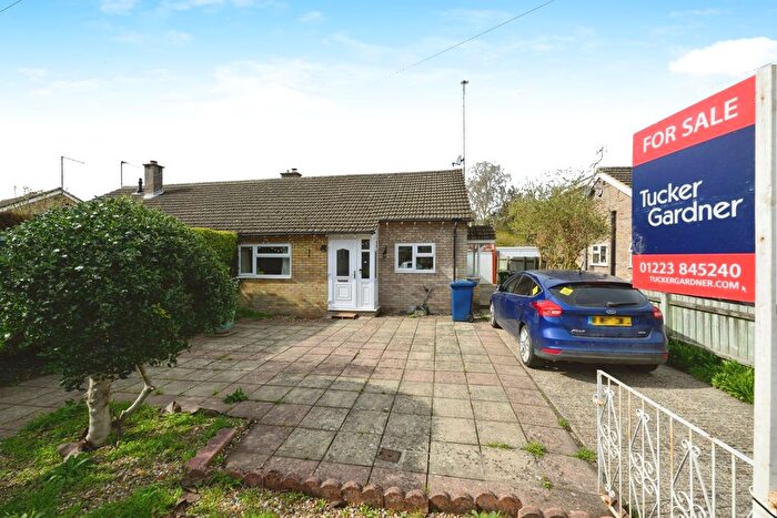 2 Bedroom Bungalow For Sale In Poplar Close, Great Shelford, Cambridge, Cambridgeshire, CB22
