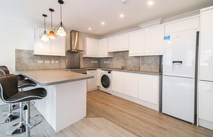 1 Bedroom Flat To Rent In Sundridge Place, Addiscombe, Croydon, CR0