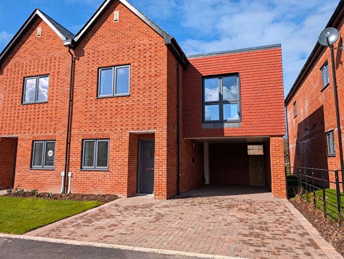 2 Bedroom Semi-Detached House For Sale In Easebourne, GU29