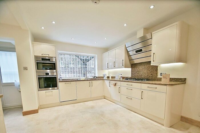 5 Bedroom Terraced House To Rent In Inverness Terrace, W2