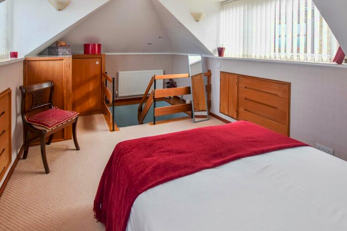 3 Bedroom Bungalow For Sale In Lilford Road, Billericay, Essex CM11