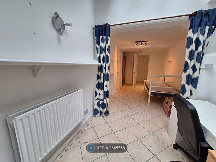 2 Bedroom Flat To Rent In Marchmont Street, London, WC1N