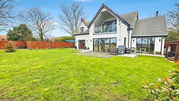 4 Bedroom Detached House For Sale In High Street, Walcott - Lincolnshire, LN4