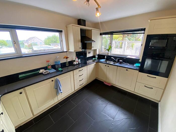 4 Bedroom Property To Rent In Fairwood Road, Dunvant, Swansea, SA2