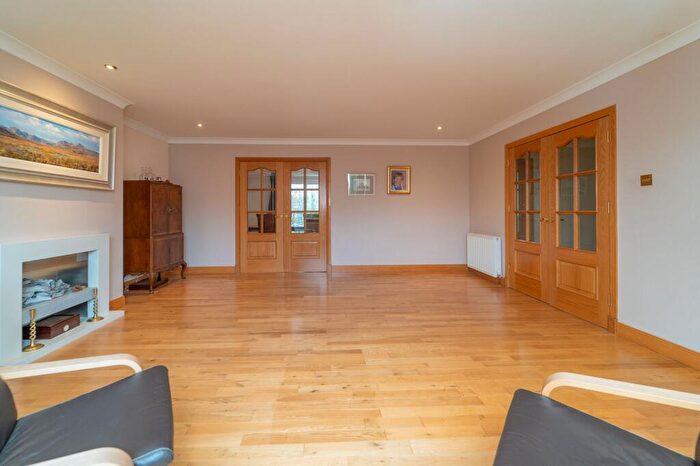 5 Bedroom Detached House For Sale In Skivo Wynd, Murieston, EH54