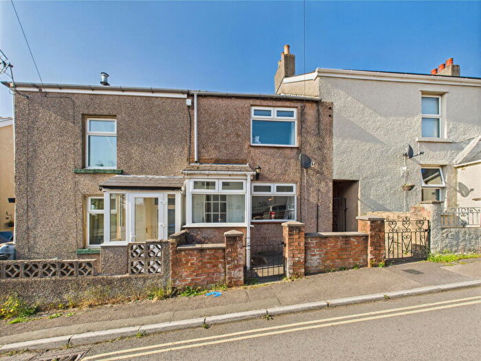 2 Bedroom Terraced House For Sale In Parragate Road, Cinderford, GL14