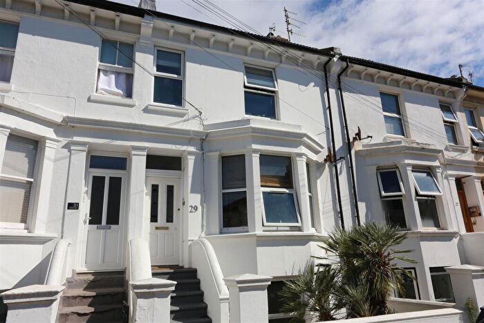 1 Bedroom Flat To Rent In Goldstone Road, Hove, BN3