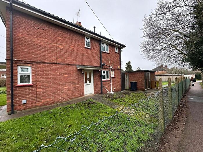 2 Bedroom Maisonette For Sale In Windermere Road, Stowmarket, IP14