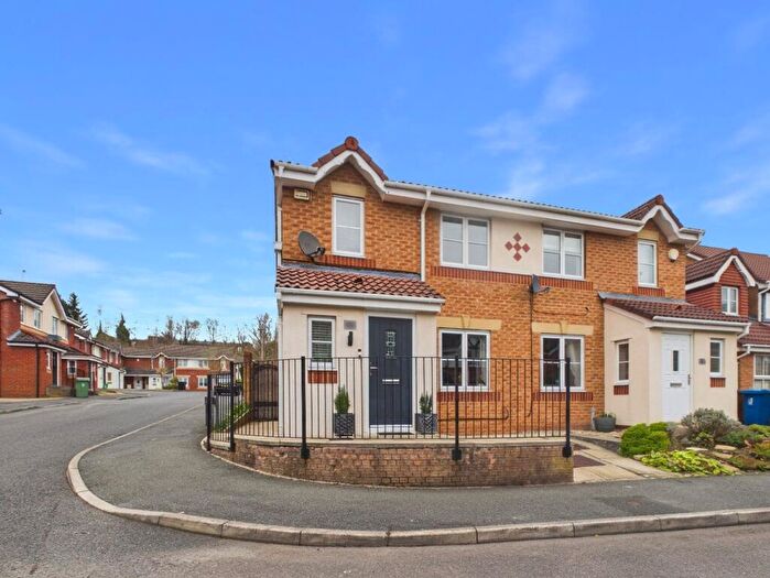 3 Bedroom Semi Detached House For Sale In Porterfield Drive, Tyldesley, M29