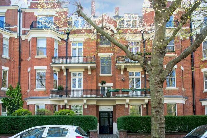 4 Bedroom Flat To Rent In Leith Mansions, Maida Vale, London, W9
