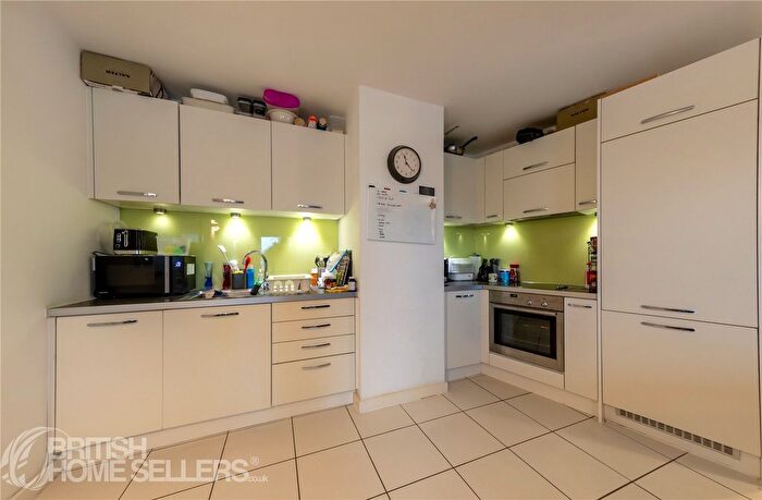 2 Bedroom Flat For Sale In Deals Gateway, Greenwich, Lewisham, London, SE13