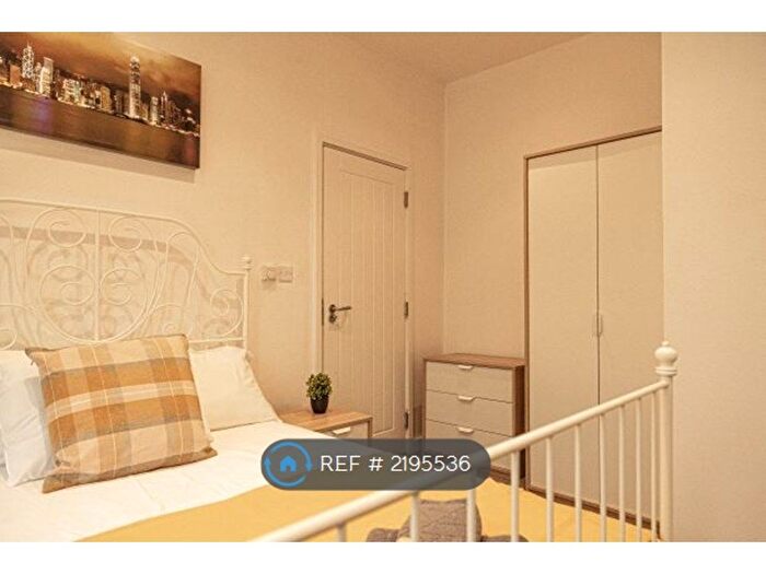 Studio To Rent In County Road, Swindon, SN1