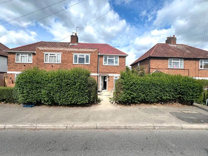 5 Bedroom Terraced House To Rent In Birchway, Hayes, UB3