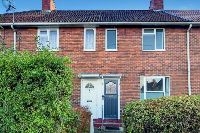 2 Bedroom Terraced House To Rent In Whitby Gardens, Sutton, SM1