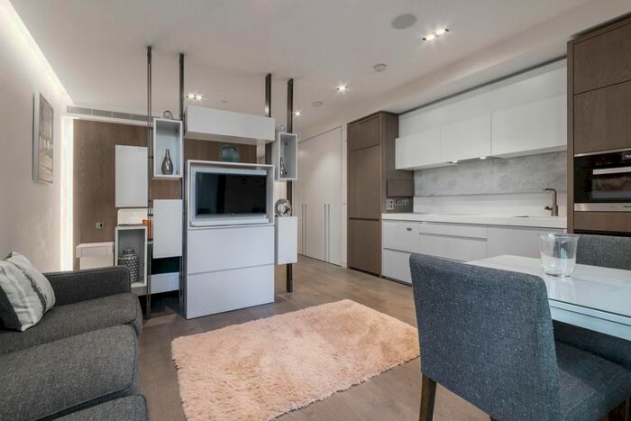 Studio To Rent In Pearson Square, Fitzrovia, W1T