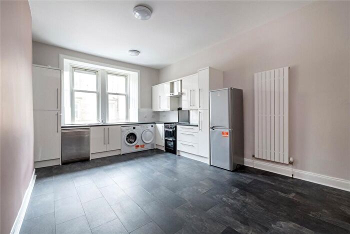 2 Bedroom Apartment To Rent In Easter Road, Edinburgh, Midlothian, EH6