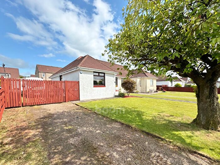 3 Bedroom Semi-Detached Bungalow For Sale In Auldlea Road, Beith, KA15