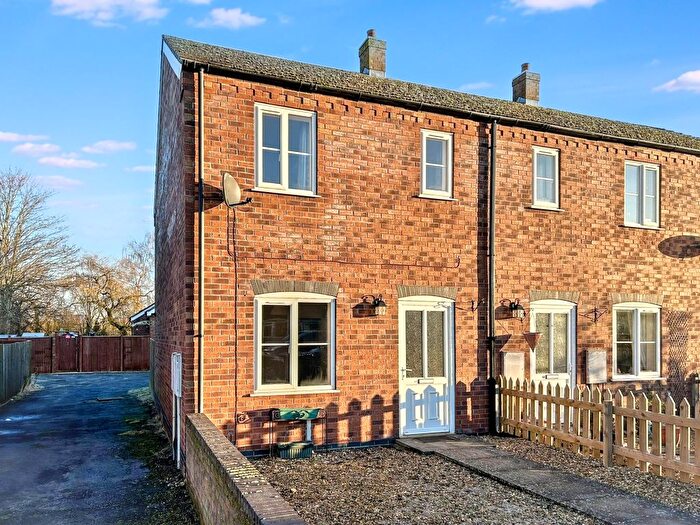 2 Bedroom End Of Terrace House To Rent In Willingham Road, Market Rasen, LN8