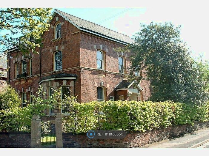 2 Bedroom Flat To Rent In Linnet Lane, Liverpool, L17