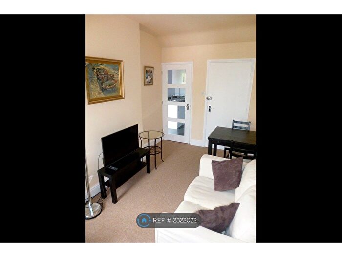 1 Bedroom Flat To Rent In Queens Road, Leicester, LE2