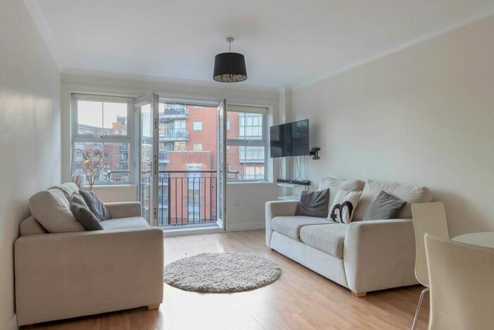 2 Bedroom Flat To Rent In Waterside Court, St. Vincent Street, B16