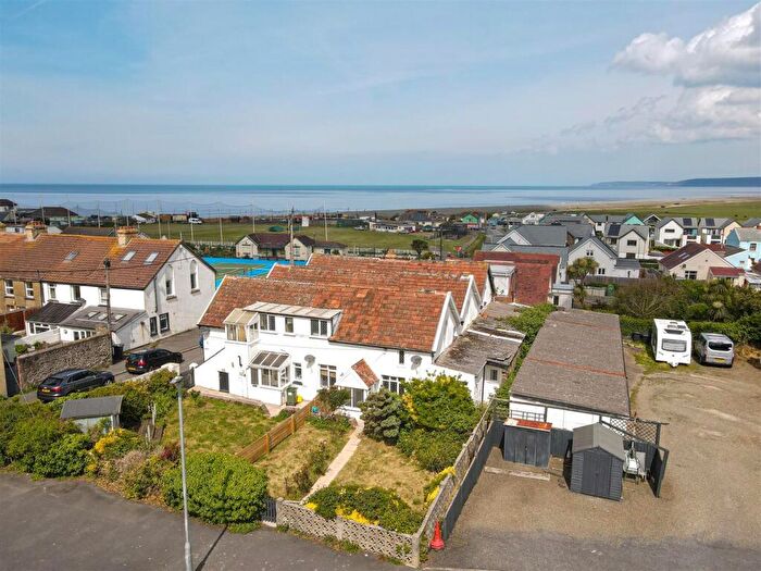 2 Bedroom Cottage For Sale In Avon Lane, Westward Ho!, Bideford, EX39