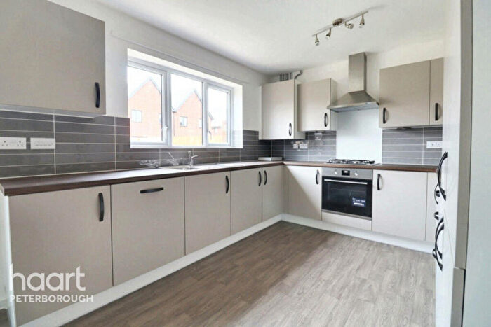 3 Bedroom Terraced House For Sale In Somerset Drive, Peterborough, PE7