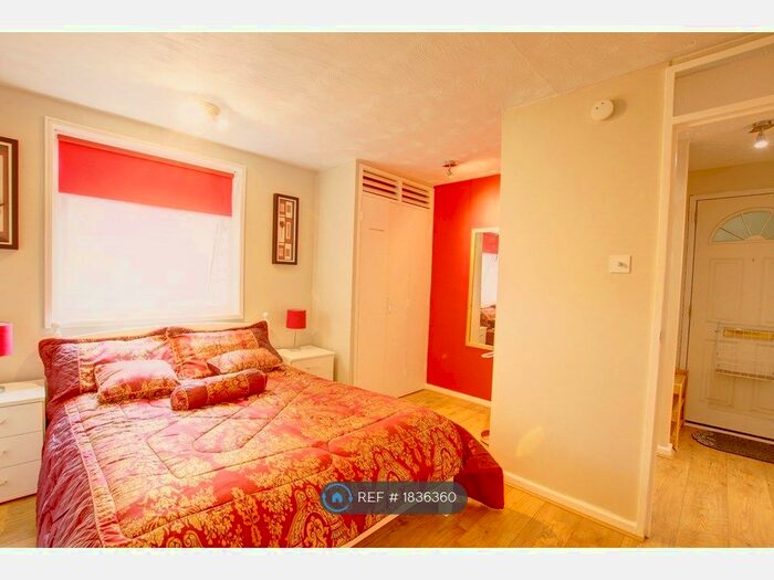 1 Bedroom Flat To Rent In Coronation Street, Cambridge, CB2