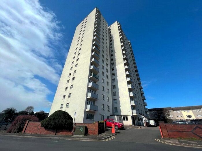 2 Bedroom Flat To Rent In St. Cecilias Okement Drive, Wolverhampton, WV11