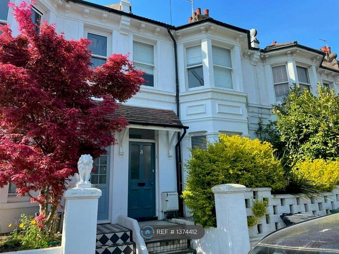 2 Bedroom Flat To Rent In First Floor, Hove, BN3