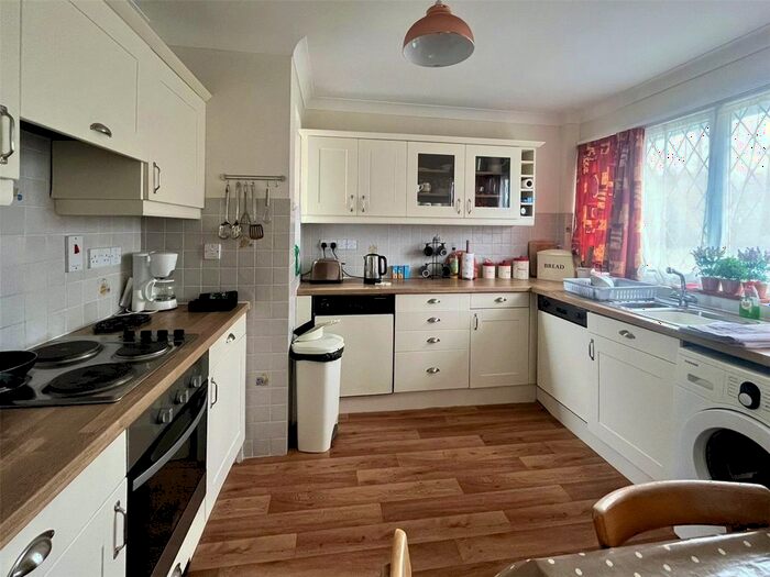 2 Bedroom Bungalow To Rent In Bluebell Cottage, New Road, Kilgetty, Pembrokeshire, SA68