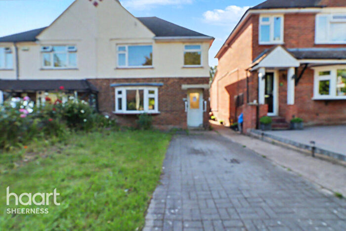 3 Bedroom Semi-Detached House For Sale In South Avenue, Sittingbourne, ME10
