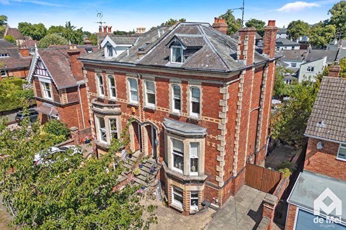 5 Bedroom Town House For Sale In Eldon Road, Cheltenham, Gloucestershire, GL52