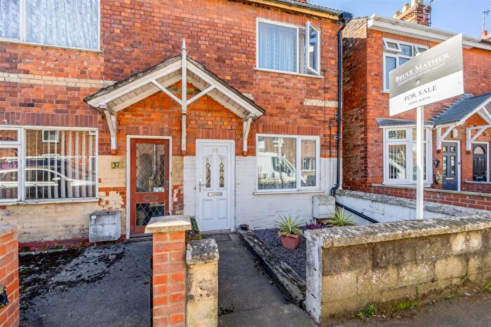 2 Bedroom Terraced House For Sale In Wyberton Low Road, Boston, PE21