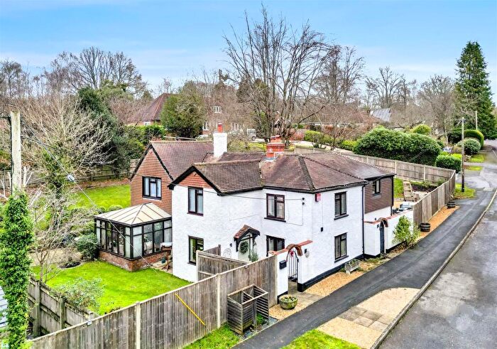 5 Bedroom Detached House For Sale In London Road, Liphook, GU30