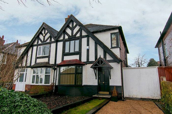 2 Bedroom Semi-Detached House To Rent In Perry Road, Sherwood, Nottingham, NG5